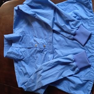 Breezin sports windbreaker